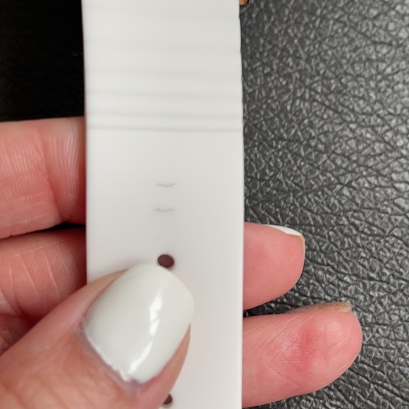 Rose Gold Fossil Smart Watch 🌹 - Picture 4 of 4